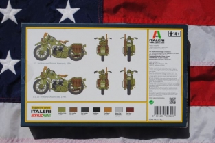 Italeri 322 U.S. Motorcycles  WLA 750 Harley-Davidson